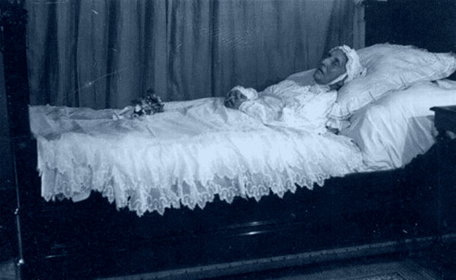 Demencia y muerte de Charlotte